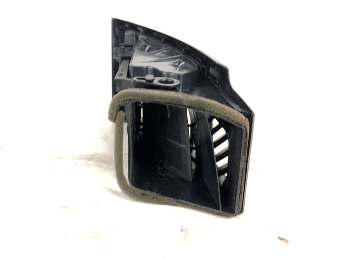 BMW E82 E88 135i 128i Right/Passenger Side Dashboard Air Vent 7059188