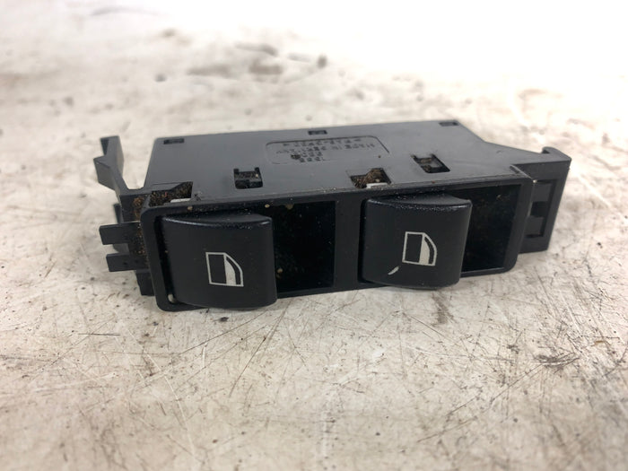 BMW E46 330ci 328ci 325ci 323ci M3 Coupe/Convertible Right/Passenger Side Window Switch 6902178