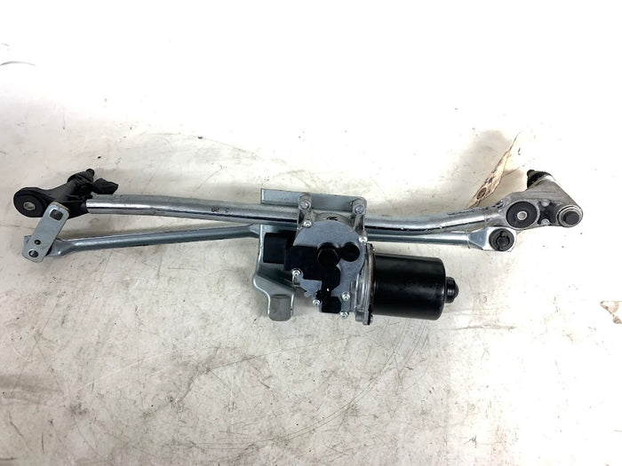 BMW E82 E88 135i 128i Windshield Wiper Linkage & Motor 7192963