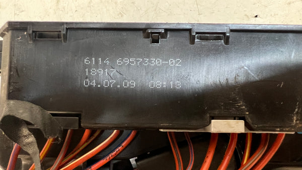 BMW E60 M5 GLOVEBOX FUSE BOX 6957330