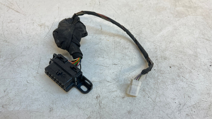 BMW E60 OBD2 PORT PIGTAIL 6954580