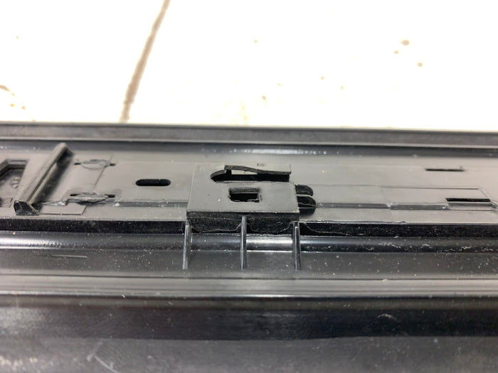 BMW E82 135i 128i M Sport Left Door Entrance Sill Trim 51478045291 *DAMAGED*