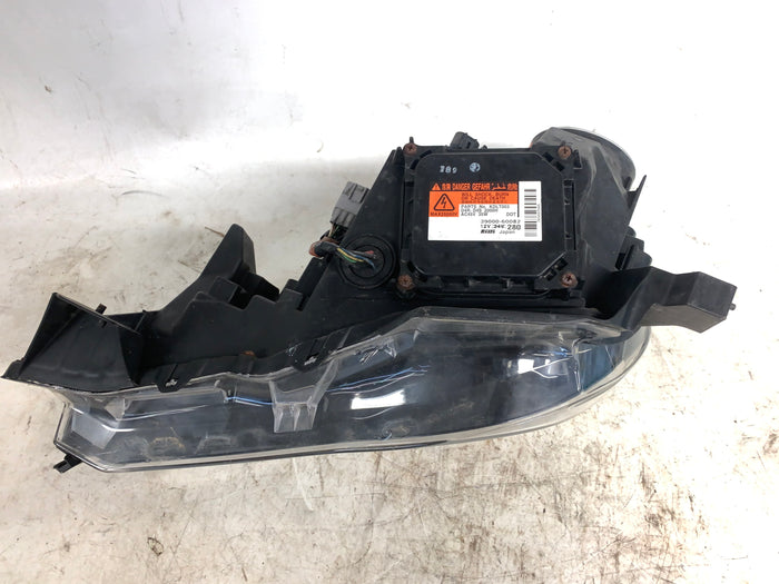 Subaru BRZ Right/Passenger Side Xenon Headlight 39000-60082