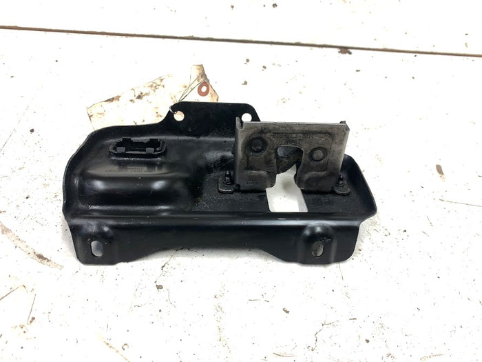 BMW E82 E88 135i 128i Hood Latch 1859512007