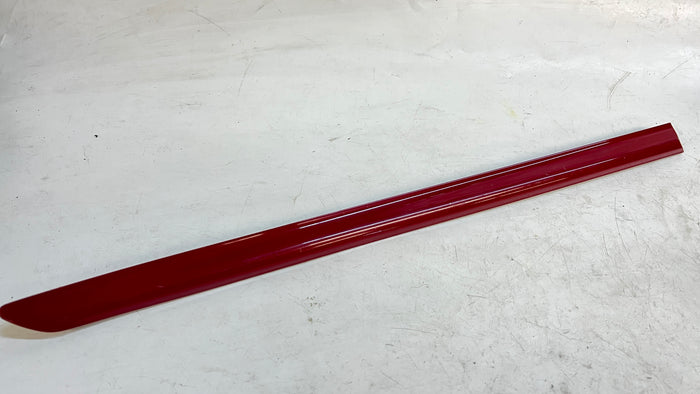 BMW E46 COUPE/CONVERTIBLE REAR QUARTER PANEL TRIM RIGHT IMOLA RED 51137001046 *DAMAGED*