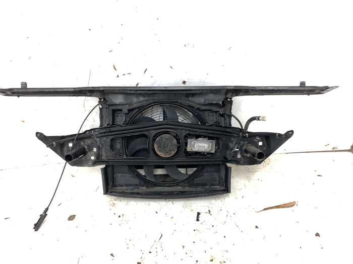 BMW E46 330xi 328i 325i 323i 320i Sedan/Coupe/Wagon Radiator Core Support W/Fan & Shroud 51717111691