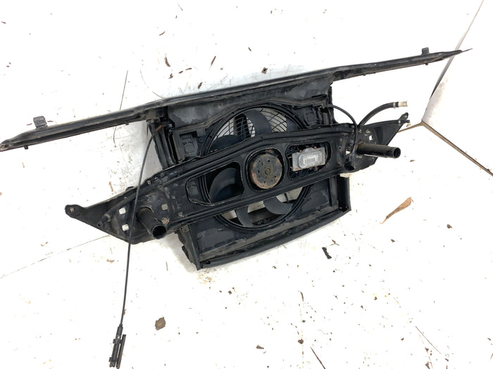 BMW E46 330xi 328i 325i 323i 320i Sedan/Coupe/Wagon Radiator Core Support W/Fan & Shroud 51717111691