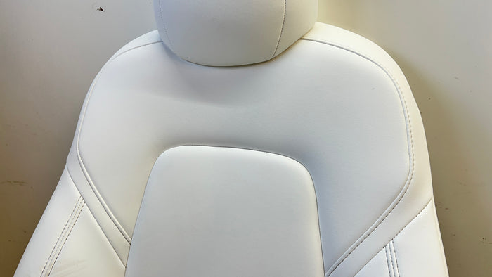 Tesla Model Y Front Seats White 6654322-02-A / 6654324-02-A