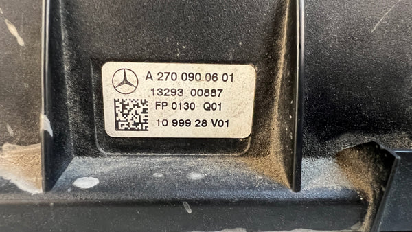 Mercedes-Benz C117 CLA250 Intake Airbox/Air Filter Housing A2700900601