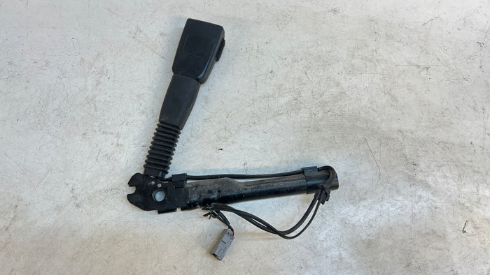 BMW E90/E91/E92/E82/E88/E89/E84 FRONT RIGHT SEAT BELT BUCKLE 7213564