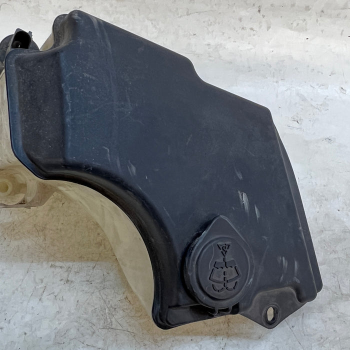 BMW E46 WASHER FLUID TANK 7008057