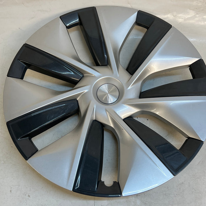 Tesla Model Y Gemini Wheel Cover/Hubcap 1044235-00-B