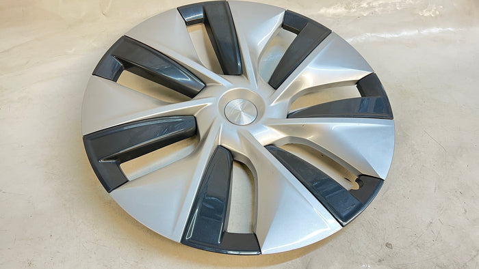 Tesla Model Y Gemini Wheel Cover/Hubcap 1044235-00-B