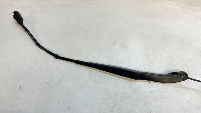 Tesla Model Y Left & Right Windshield Wiper Arms 1490249-00-C / 1490246-00-C