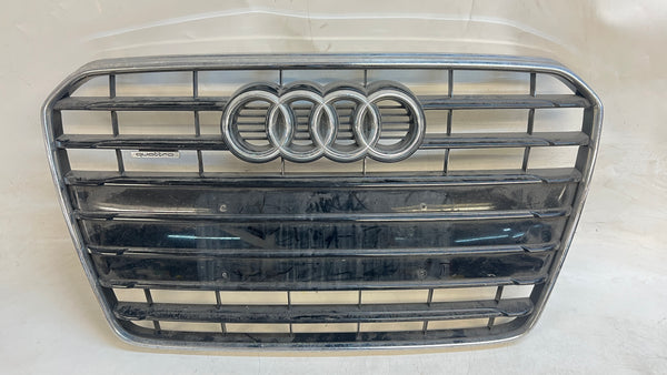 AUDI 8T A5 S-Line Front Bumper Grille Gloss Black Chrome 8T0853651