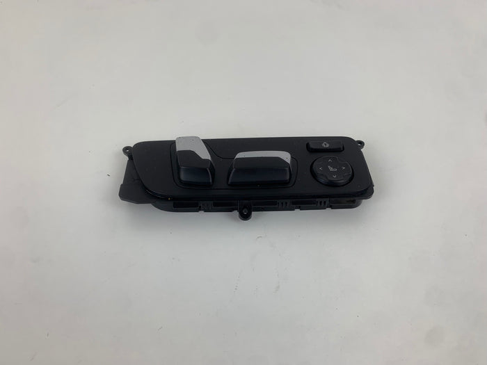 BMW F97 X3 M Right/Passenger Side Front Seat Adjustment Control Switch Button Panel 6801482