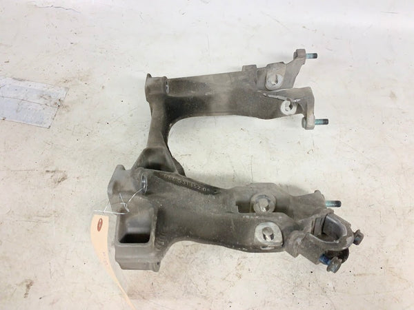 Porsche 986 Boxster S Right/Passenger Side Rear Subframe Suspension Mount Bracket 98631115208