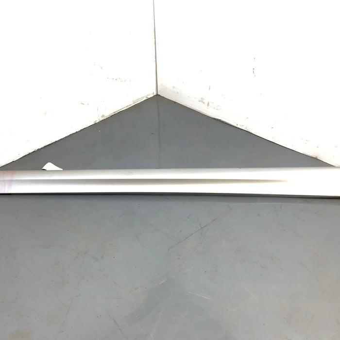 BMW E90 E91 335i 328i LCI M Sport Sedan/Wagon Passenger Side Skirt Door Sill Titanium Silver 51772147274 *Damaged*
