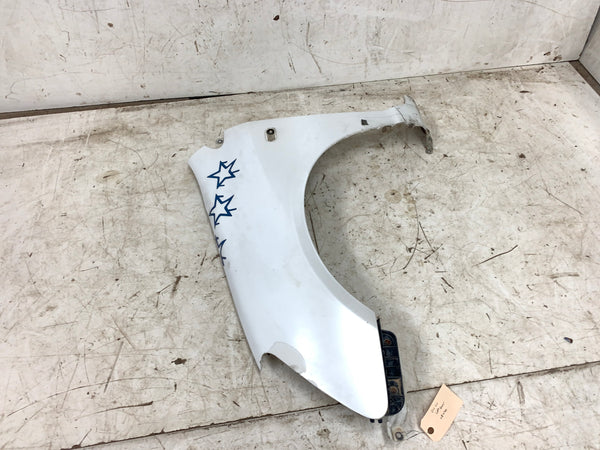 Honda EP3 Civic SiR Hatchback Left/Driver Side Fender *NOTE*