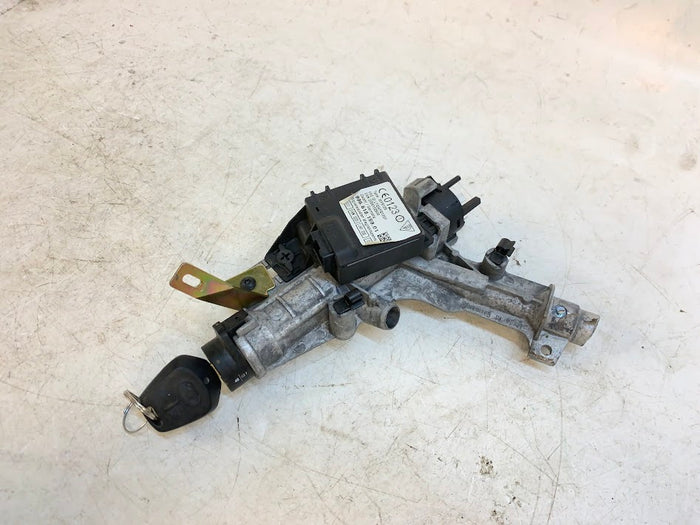 Porsche 986 Boxster S Ignition Switch Housing W/Key 99661815901