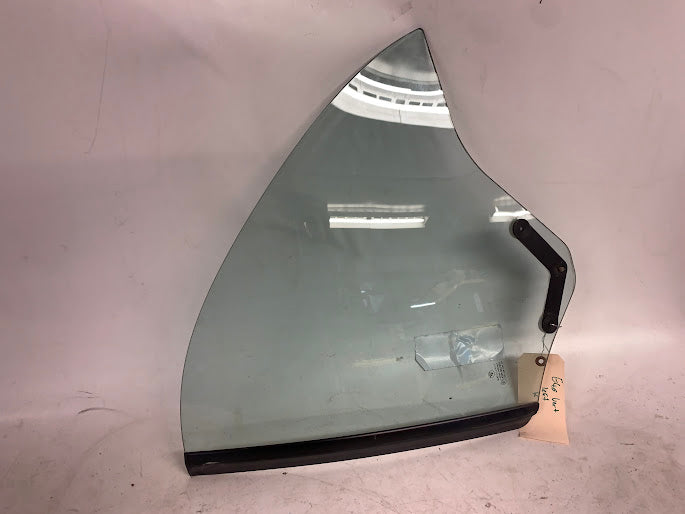 Bmw E46 Convertable Left Rear Glass Panel *Minor Scratches*