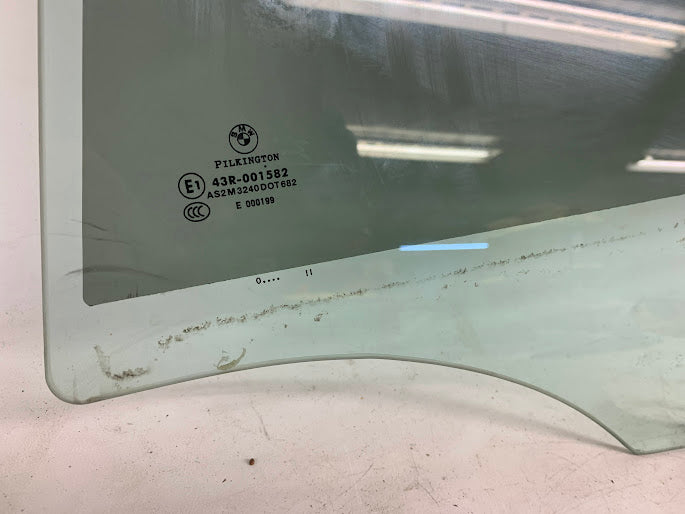 BMW E90 M3 335xi 328xi Sedan Left Rear Glass Window Panel 51347060267 *Damage*