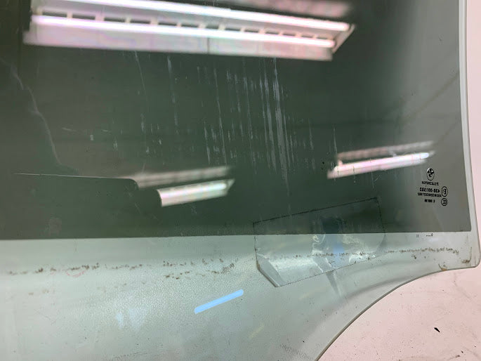 BMW E90 M3 335xi 328xi Sedan Left Rear Glass Window Panel 51347060267 *Damage*