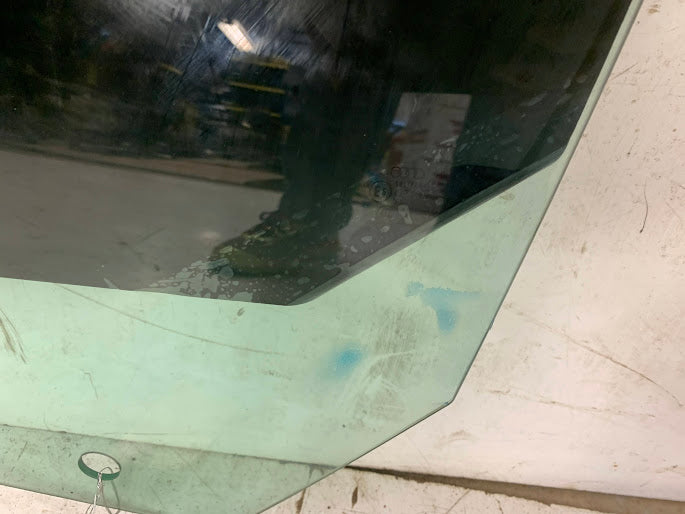 Audi A5/S5 Left Front Driver Door Window Glass Panel Tinted 8F0-845-201-B *Damaged*