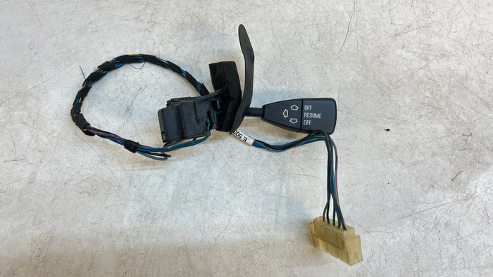 BMW Z3/E36 3 Series Cruise Control Switch 8360926