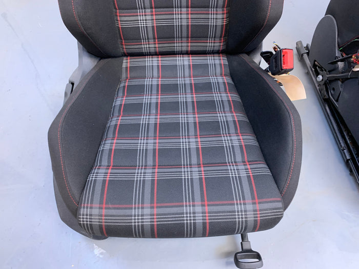 Volkswagen MK7/5G GTI Left/Right Front Plaid Cloth Seats