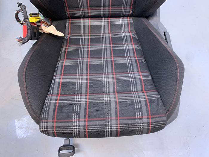 Volkswagen MK7/5G GTI Left/Right Front Plaid Cloth Seats