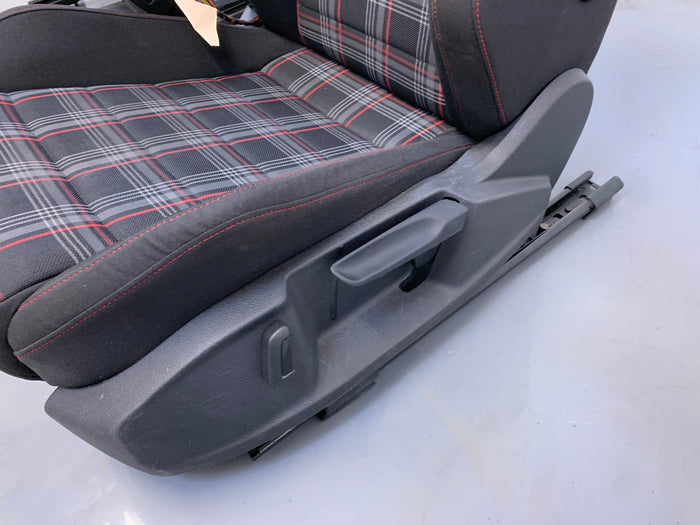 Volkswagen MK7/5G GTI Left/Right Front Plaid Cloth Seats