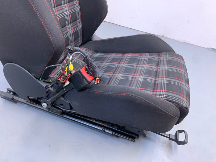 Volkswagen MK7/5G GTI Left/Right Front Plaid Cloth Seats