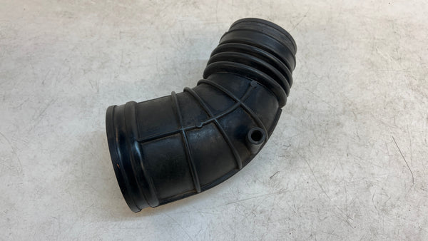 BMW Z3 3.0 M54 RUBBER INTAKE BOOT 1438761