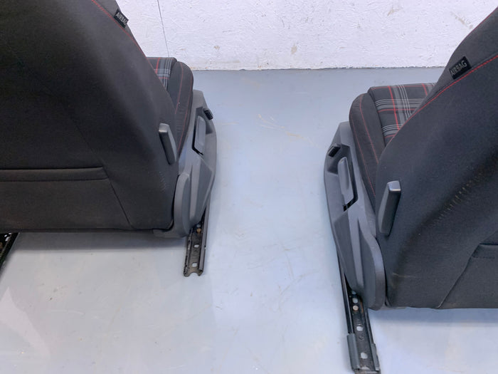 Volkswagen MK7/5G GTI Left/Right Front Plaid Cloth Seats