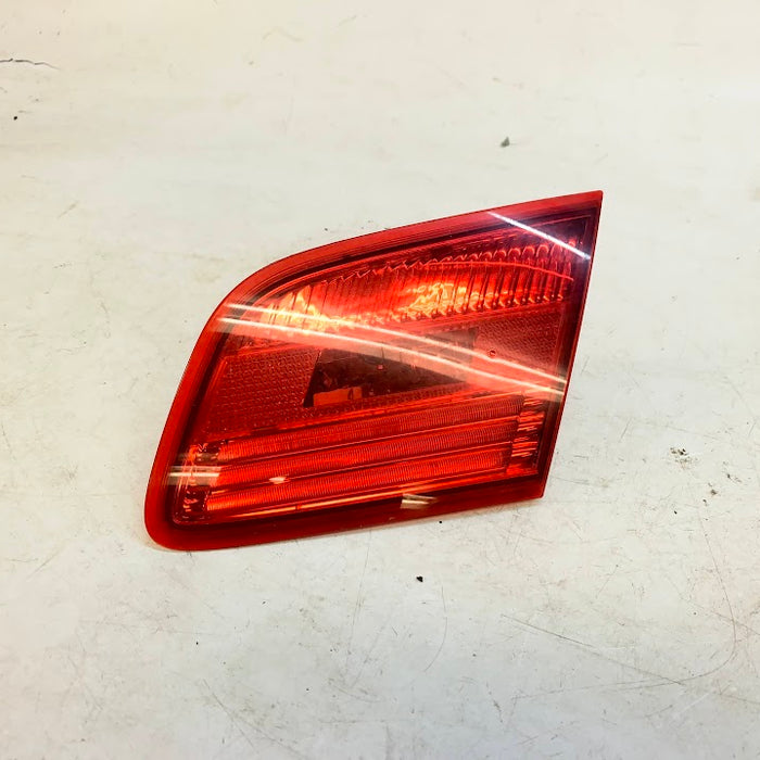 BMW E92 M3 335i 328i Pre-LCI Passenger Side Inner Trunk Tail Light 7162300