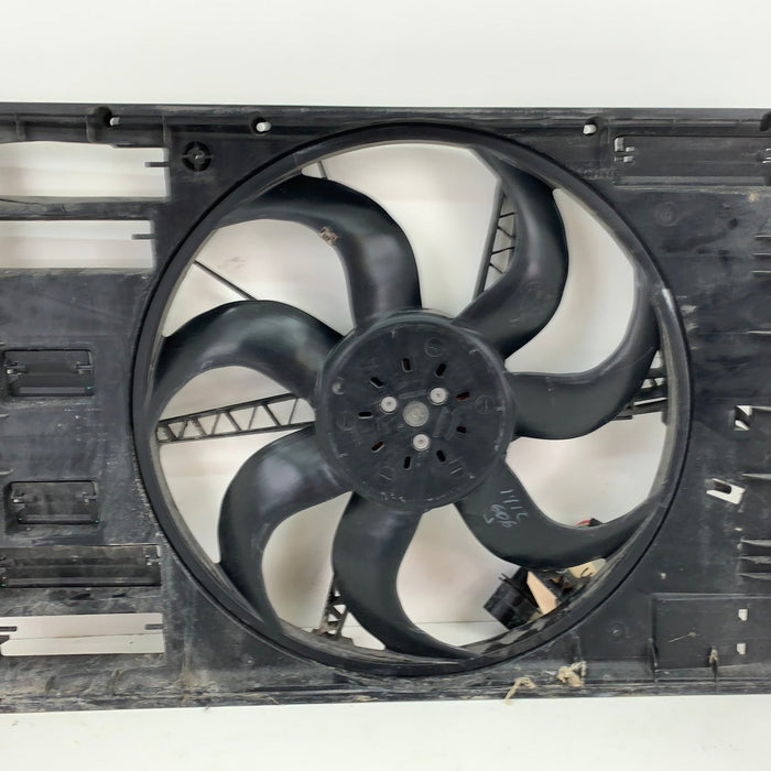 Volkswagen MK7/5G GTI Radiator Cooling Fan 5QM121203H/5QM121205J/5QM959455L *DAMAGED*