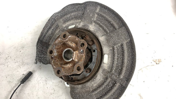 BMW F80 M3/F82 F83 M4/F87 M2 Right/Passenger Side Rear Hub/Knuckle/Wheel Carrier 2284882/33302284796 *DAMAGED*