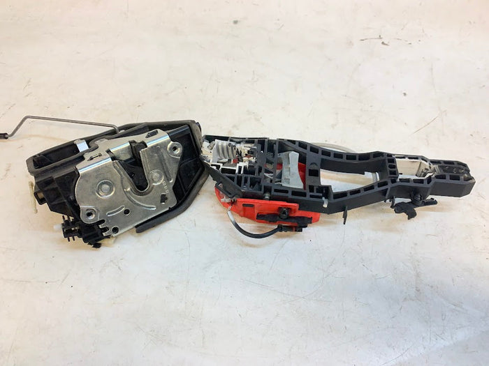 BMW F30 F31 3 Series Front Right Door Lock Actuator/Handle Carrier 51217321640