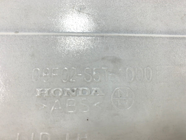 2004-2005 Honda EP3 Civic SiR Rear Tailgate Spoiler Taffeta White 08F02-S5T-1000