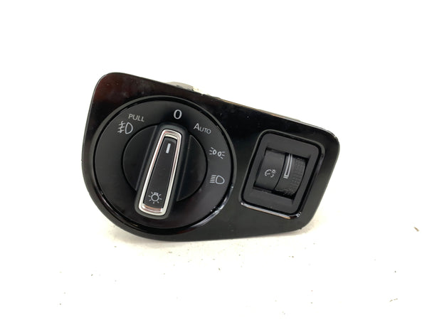 Volkswagen MK7/5G GTI Headlight Switch *DAMAGED*