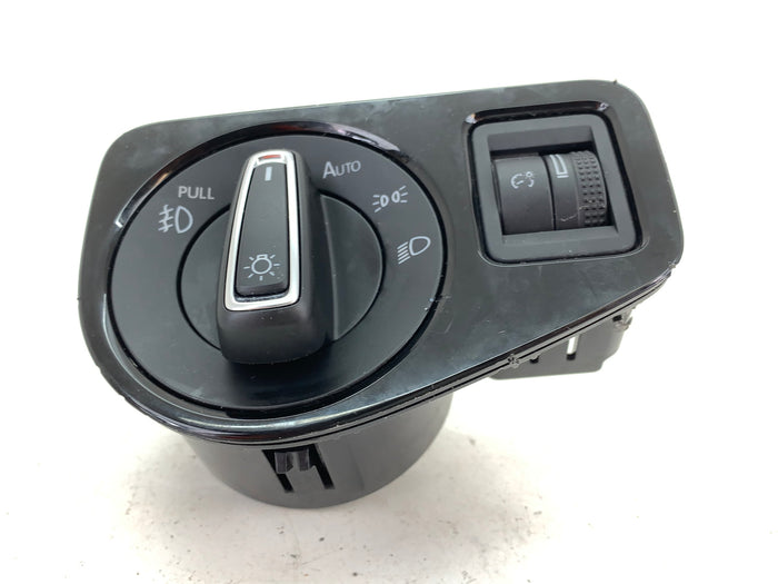 Volkswagen MK7/5G GTI Headlight Switch *DAMAGED*