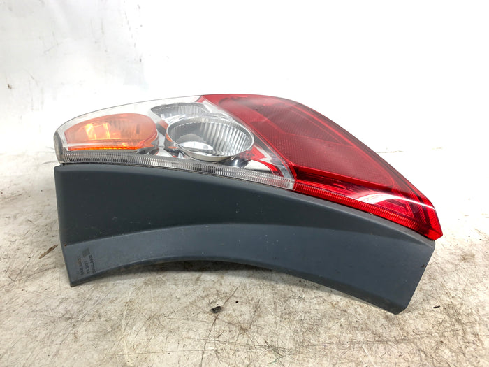 2004-2005 Honda EP3 Civic SiR Right/Passenger Side Tail Light