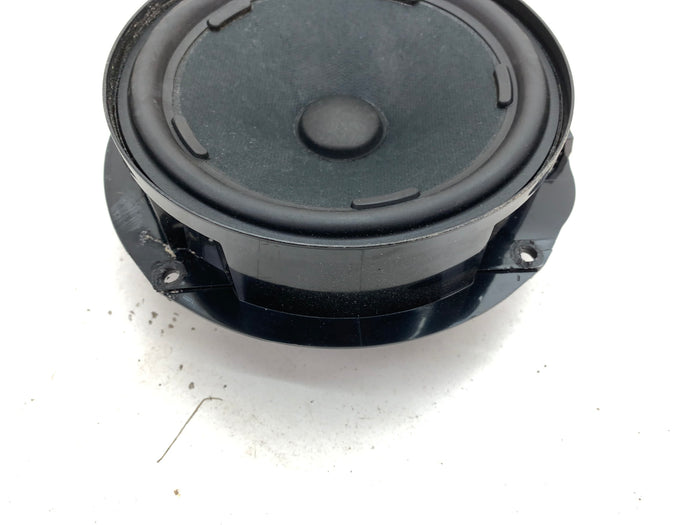 Volkswagen MK7/5G GTI Left/Right Front Door Speaker 5G0035453J *DAMAGED*