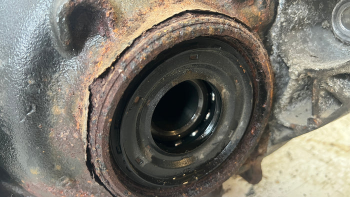 BMW F30 335i 335xi Manual Transmission Rear Differential 3.23 7603757