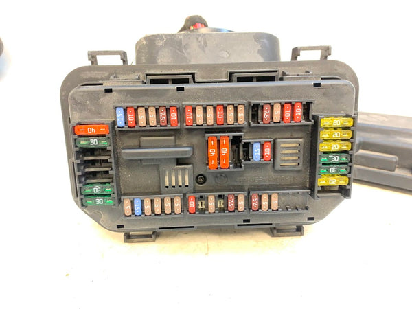 BMW F30 F31 F32 F33 F34 F36 3 & 4 Series Engine Bay Power Distribution Fuse Box 61149224866/9224872