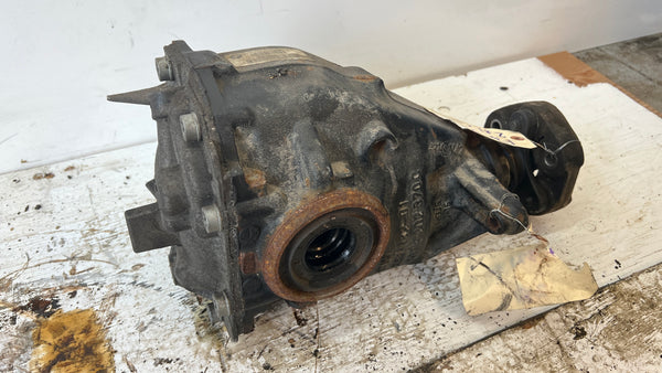 BMW F30 328dx 328d Automatic Transmission Rear Differential 2.81 8485723 *DAMAGED*