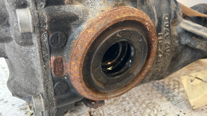 BMW F30 F31 F32 F33 F34 F36 330iX 430iX AWD Automatic Transmission Rear Differential 2.81 7616971