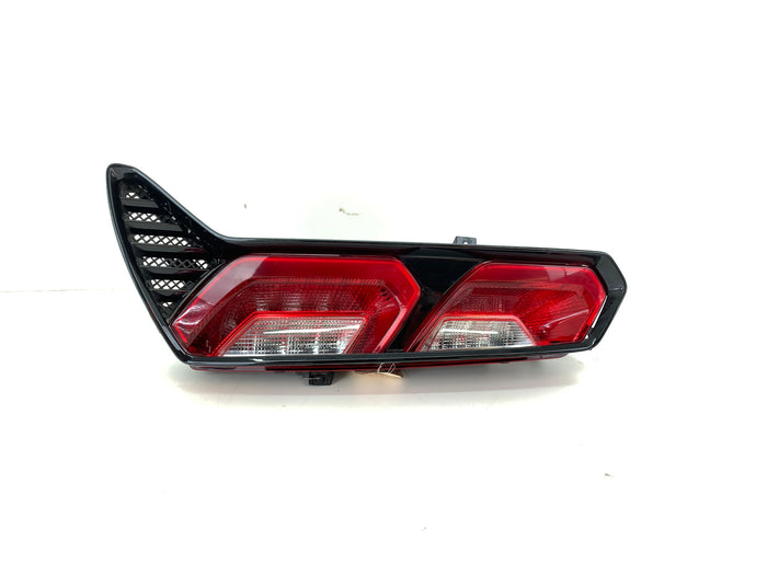 Chevrolet C7 Corvette Right/Passenger Side Tail Light W/Black Trim 23170470/23267648