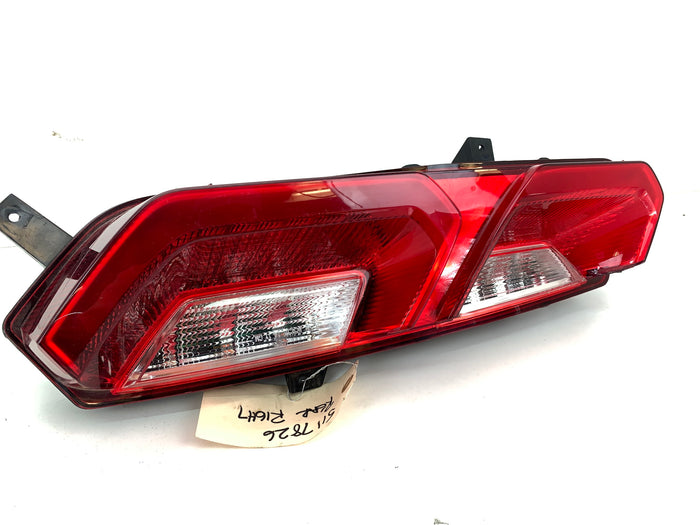 Chevrolet C7 Corvette Right/Passenger Side Tail Light W/Black Trim 23170470/23267648